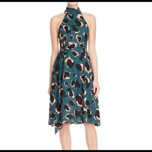 Elliatt dress size large never worn tags still on